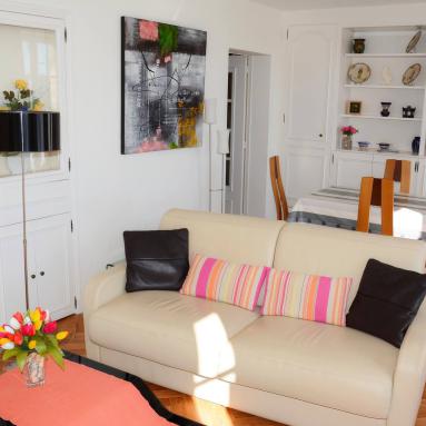 Salon séjour appart hôtel la Ville Close à Concarneau